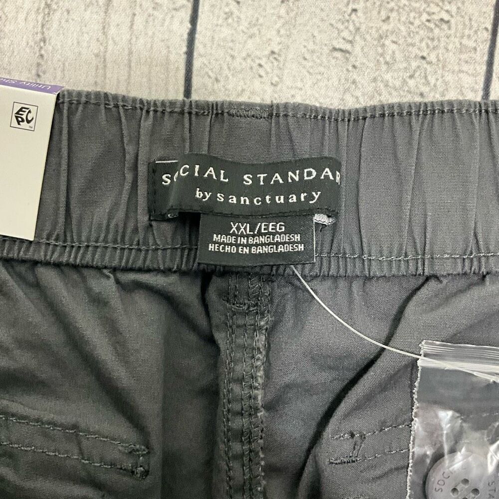 SOCIAL STANDARD By Sanctuary Utility Shorts - Picture 5 of 5
